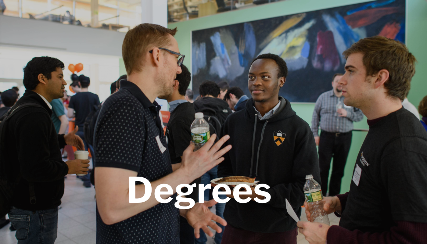 Undergraduate Degrees Requirements - students at an advising fair